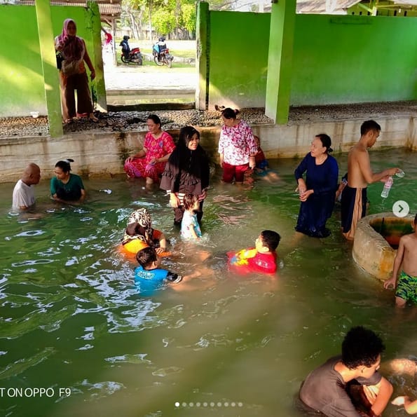 Pemandian air panas natar
