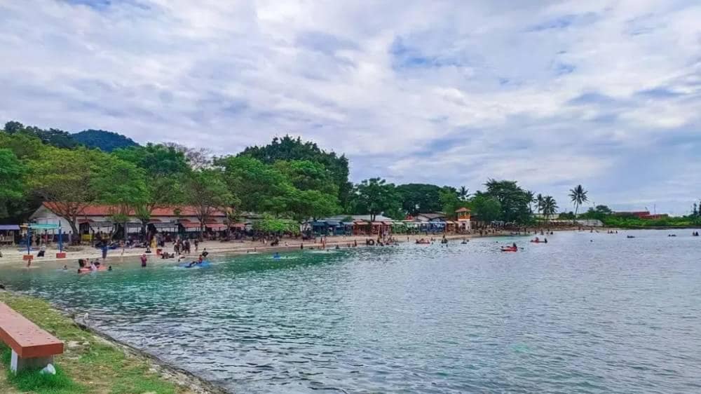 Pantai Tiska Lampung, Wisata Pesisir yang Gampang Dijangkau dari Bandar Lampung