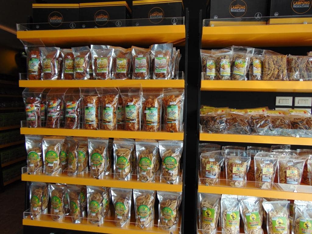 8. Keripik Pisang Lampung 5