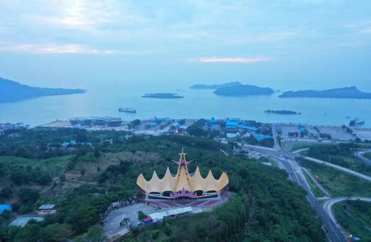 Lokasi Menara Siger Lampung dan Biaya Tiket Masuk