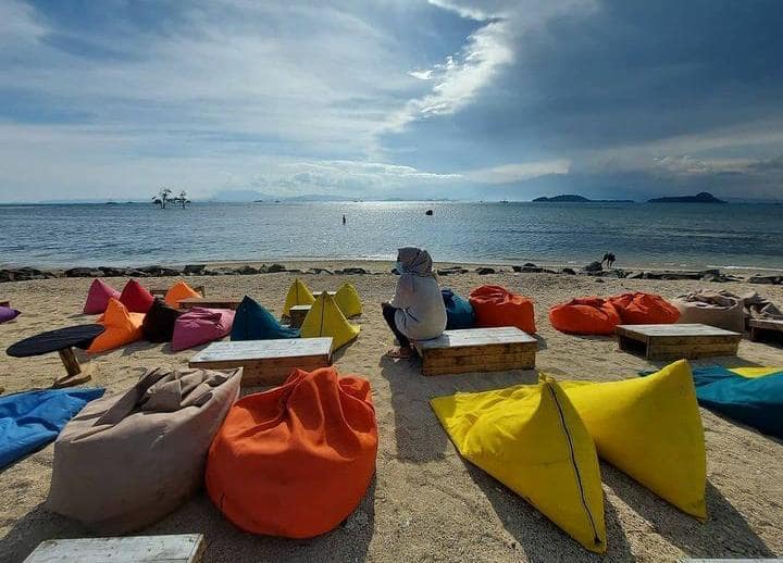 Kyokko Beach Photos : Spot Pantai Modern yang Lagi Hits di Lampung