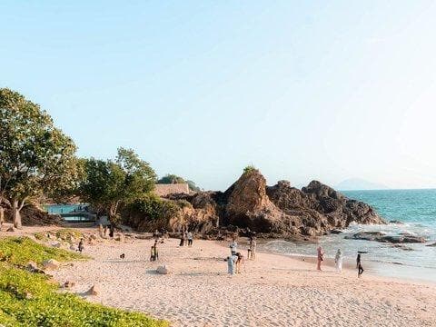 Pantai Marina Lampung, Pesona Pantai Eksotis di Lampung Selatan 4