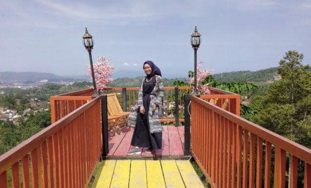 1. Bukit Sakura Kemiling