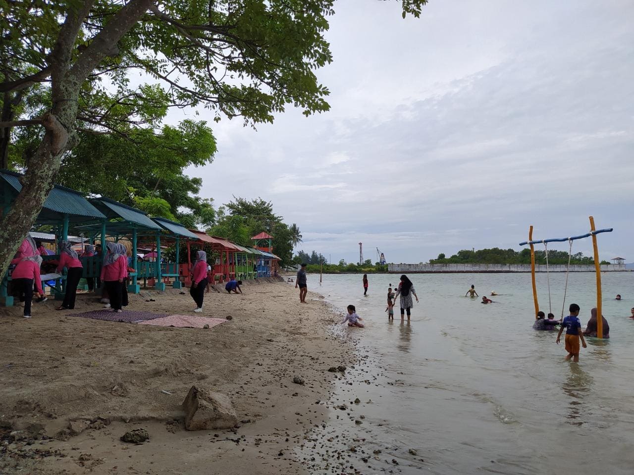 Pantai Tiska Lampung, Wisata Pesisir yang Gampang Dijangkau dari Bandar Lampung 3
