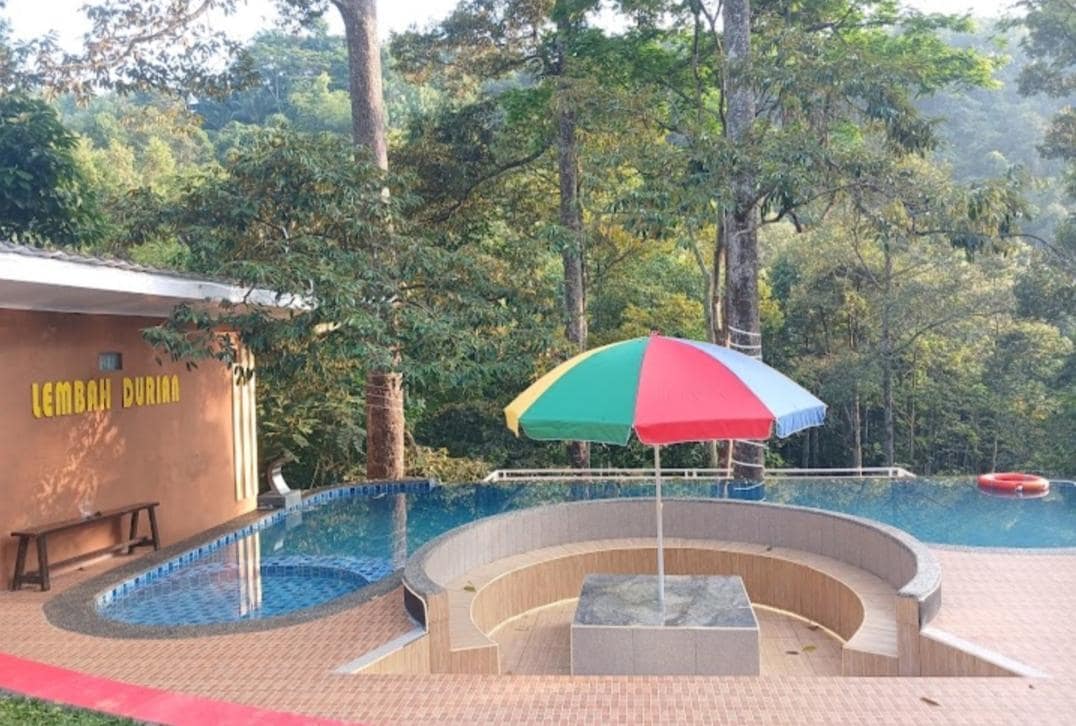 6. Lembah Durian Farm Stable 9
