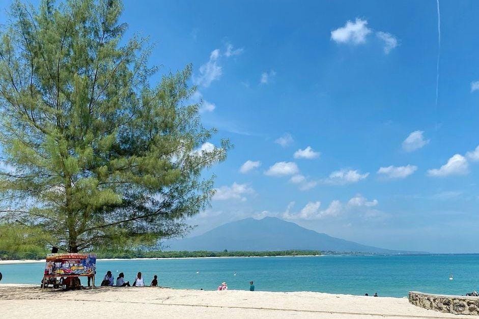Pantai eMBe Beach Kalianda 11