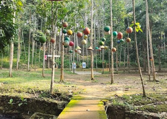 6. Lembah Durian Farm Stable 10