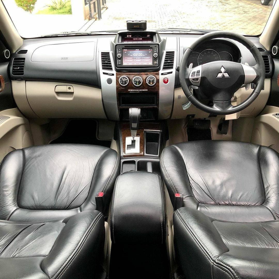 Mengenal Mitsubishi Pajero SUV Tangguh 5